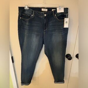 Jessica Simpson Ventura Forever Rolled Ankle Jeans, Size 18W